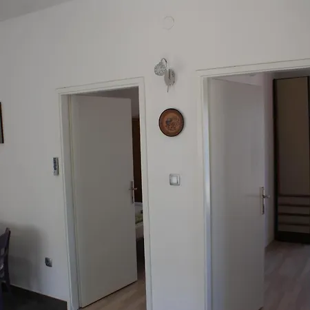 Mit Herrlichen Blick Aufs Und Grill Apartment